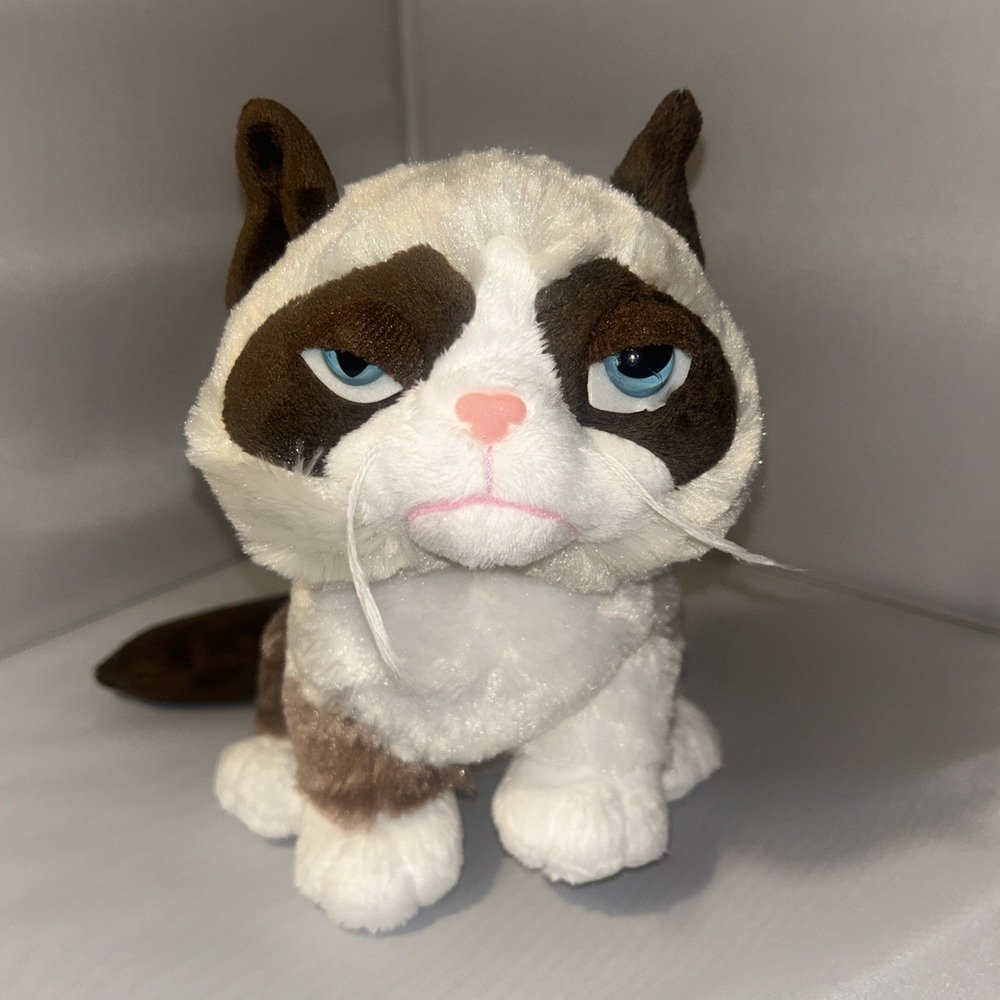 Ganz  Grumpy Cat No Code